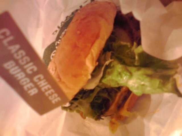 ufu����̃t���b�V���l�X�o�[�K�[ ���k��X�̓��e�ʐ^1