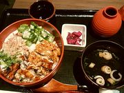 傤̖É߂H ۔ LcX̓eʐ^1