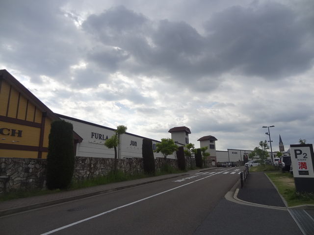 �L��Ȓ��ԏꂩ��O�ς��B�e_�y��v���~�A���E�A�E�g���b�g