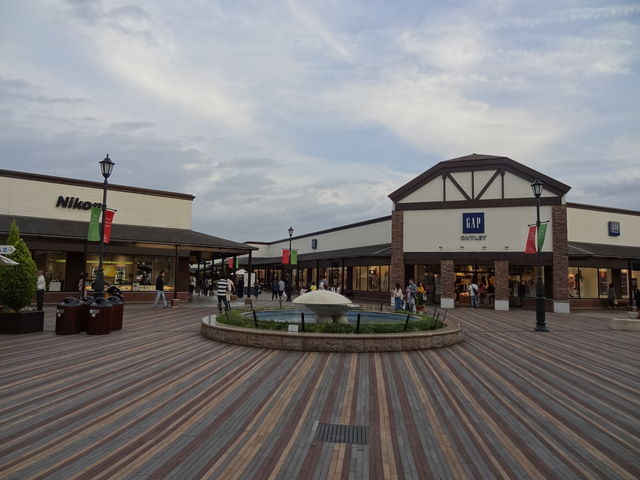 �������Ƃ����L��@���̃f�U�C�����f���炵��_�y��v���~�A���E�A�E�g���b�g