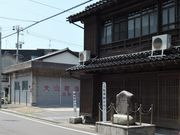 TKS����̌��O��䒅�D���̔�̓��e�ʐ^1