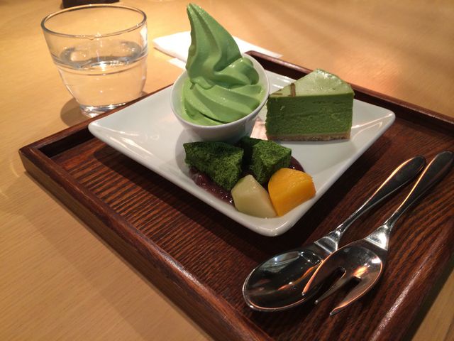 cinnamon̋͂₵ rܓX̓eʐ^1