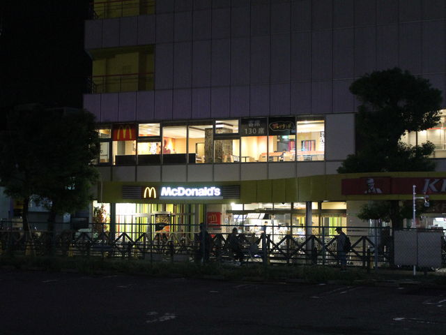 ܂ҁ[̃}NhihЂ΂胖uX̓eʐ^1