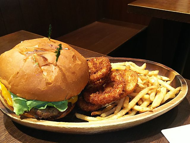 no[K[͔ɐ؂Ă炢܂B
`_KUA'AINA