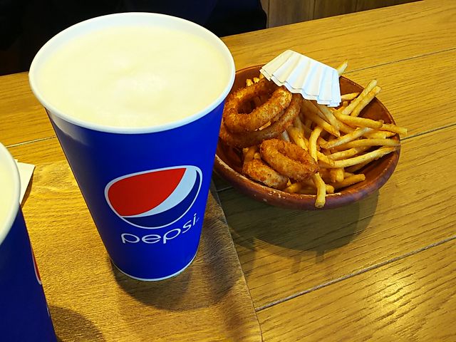 r[Ƃ܂_NAACi KUA `AINA XJCc[^E \}`X