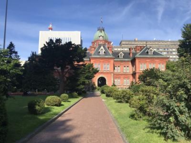 �����i�F�ł��B_�k�C�������{����(�Ԃ�񂪒���)