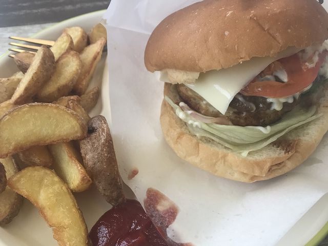 ݂񂳂̃{uY@JtF̓eʐ^1