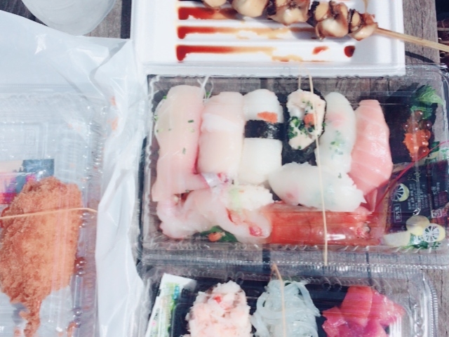 �����i�Ƃ��ɃN���[���R���b�P_���ˎs��i���������n�֊X�j