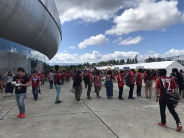 OɂoXoĂ܂B_anEXv~Xgh[