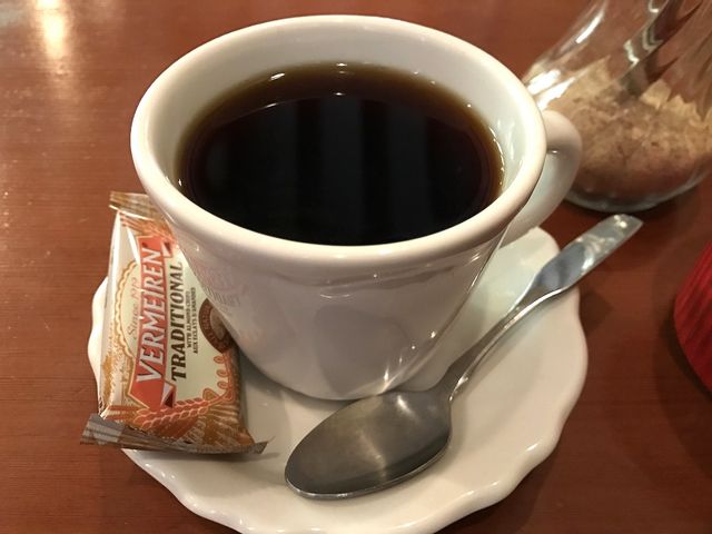 ҂ăzbgR[q[_ĉَqH[ Sissy's