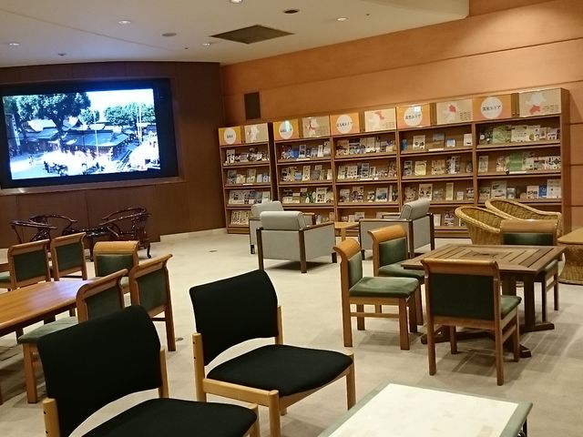 �ό����Ђ��_�A�N���X����