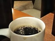 �Z�C����̃^���[�Y�R�[�q�[ �����w���d�F�n���X�X�̓��e�ʐ^2