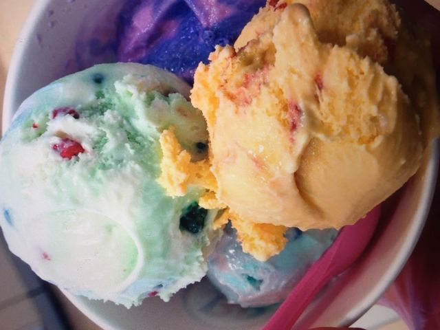 }񂳂̃T[eBACXN[VwOXi31 Baskin-Robbinsj̓eʐ^1