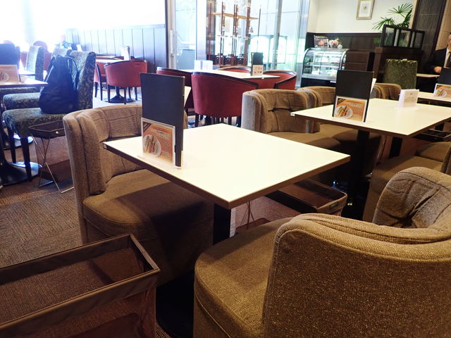 }CanñmA[qwOX̓eʐ^1