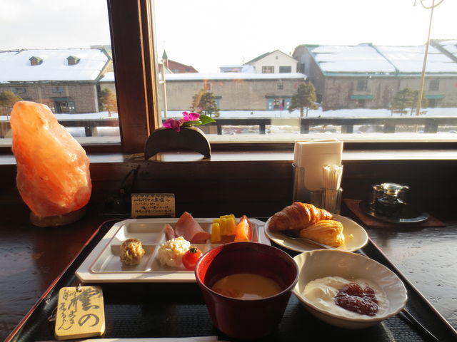 H͉^͂Ȃ炢܂B_^͂̏hӂ