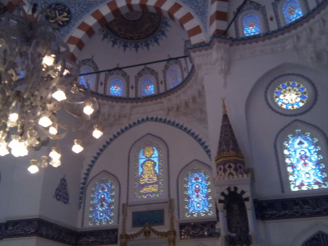 ��q��_�����W���[�~�B�E�g���R�����Z���^�[