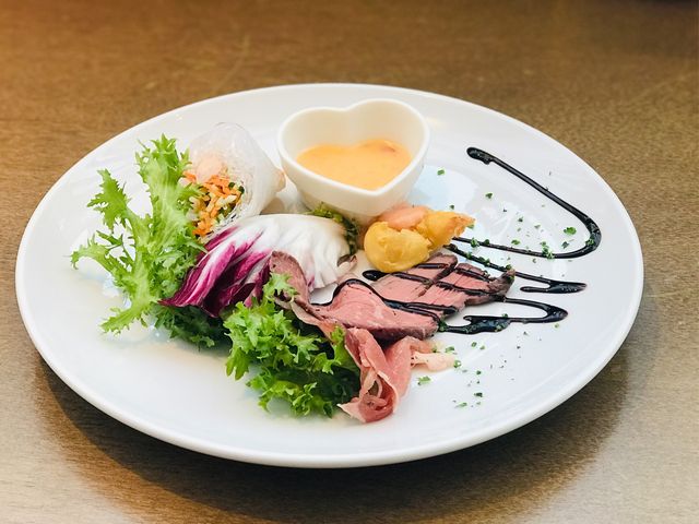 ߂̂̃vAJtF Plumeria Cafe̓eʐ^6