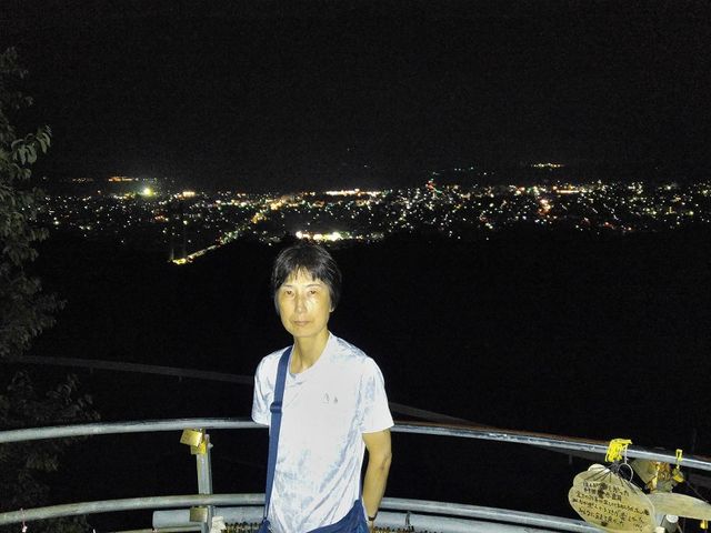 �h�̏��^�o�X�ɂ���i�c�A�[�ł̒����~���[�Y�p�[�N�W�]�䂩��̖�i_�����ԉ���@�͂Ȃ̂�