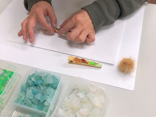 �z�u�l����_Plus+hands�Qroom