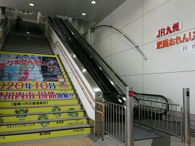 �w�ٔ����ċ}�����H�̎ԓ��ց�_��F����񂶓S��