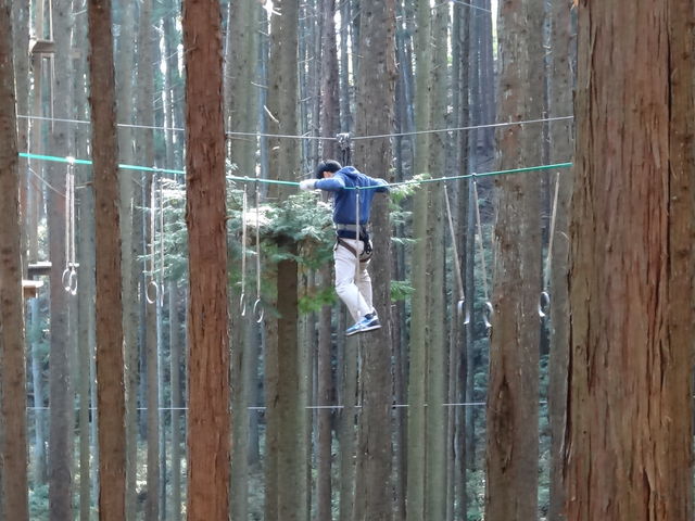 ���ɂ͒��Ԃ���̗ւ���������A�����͂��ꂾ���ł��B�e�ő̏d���x���܂������[�v���H������Œɂ��B_�c���[�N���X�A�h�x���`���[���؁E����