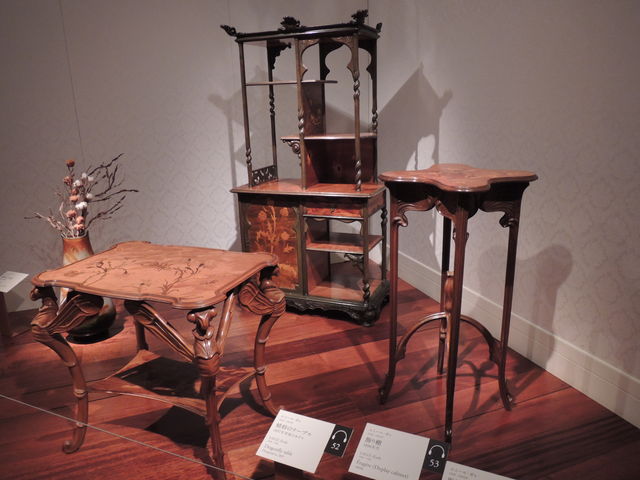 �Ƌ�͊p�x�E�����Ȃǔz�u���H�v����Ă���_���}�U�L�}�U�b�N���p��