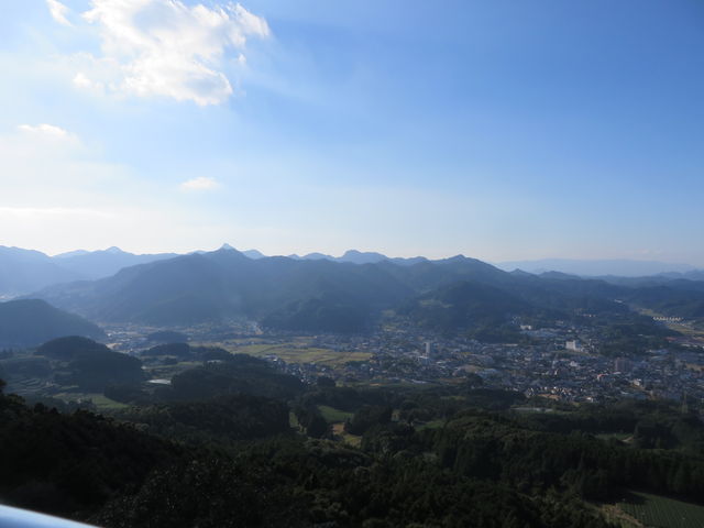 ���]_����W�]��