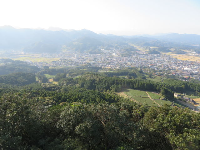 ���]_����W�]��