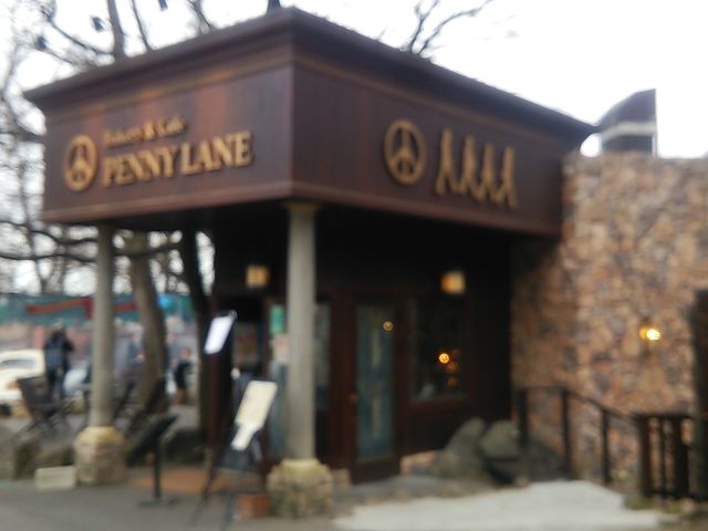 fGȌɂēĂ܂܂_x[J[JtFEyj[C