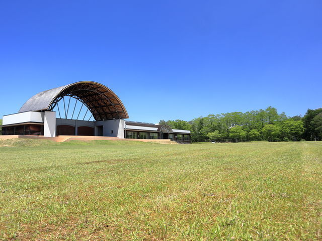 �Z���^�[�n�E�X�E�X�e�[�W��_��ٔ\���`���ӂӂꂠ���Βn