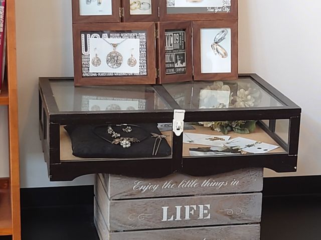 �C���e���A_�C�h�A�[�g�W���G���[��i�X