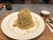 �O���`������̑�{���X�X�̓��e�ʐ^1