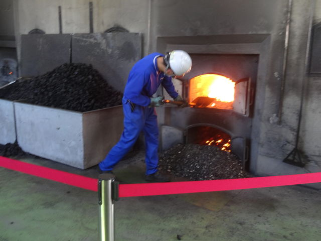 �������ɂā@�n���̐E�l����_�j�b�J�E���X�L�[�]�s������