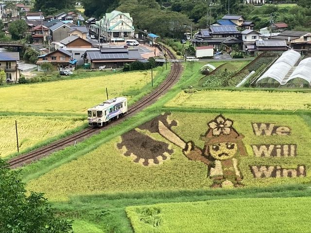 ���̏h����߂������q�S���̒ʂ��c�̓c��ڃA�[�g�A_���̏h�Ƃ݂�