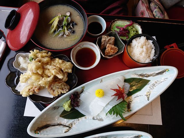 ̂ނ炽{Ƃ̓eʐ^4