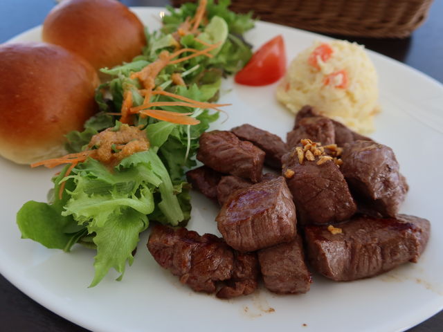 낱̃TCRXe[L_COWCOW Cafe