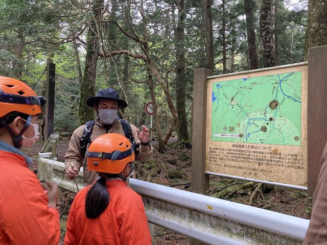 �I�n���肾������̃��N�`���[�B_�A�E�g�h�A�̌� in �x�m�R�[ FUJI HAT