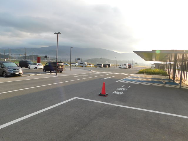 �L�����ԏ�ł��B_���̉w���c����