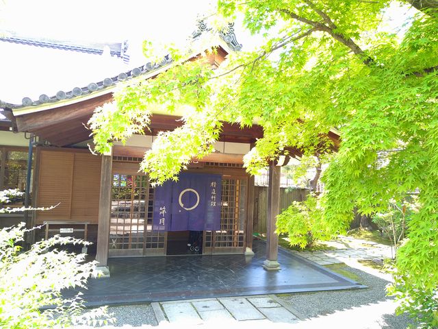 S[fEB[ŃAւ̐݂ł_V ⿌