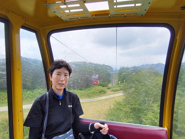 �P�[�u���̓Q�����f�ɉ����č~��čs��_�����X�J�C�P�[�u��