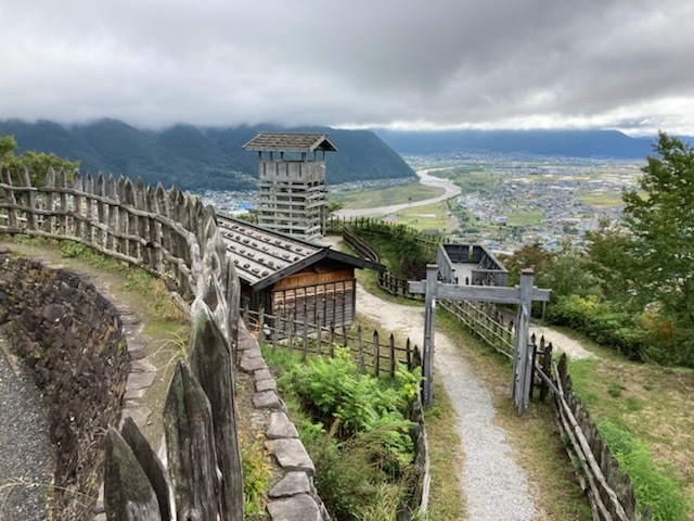 �u�Ώ邩��̓W�]_��R�j�Ռ���
