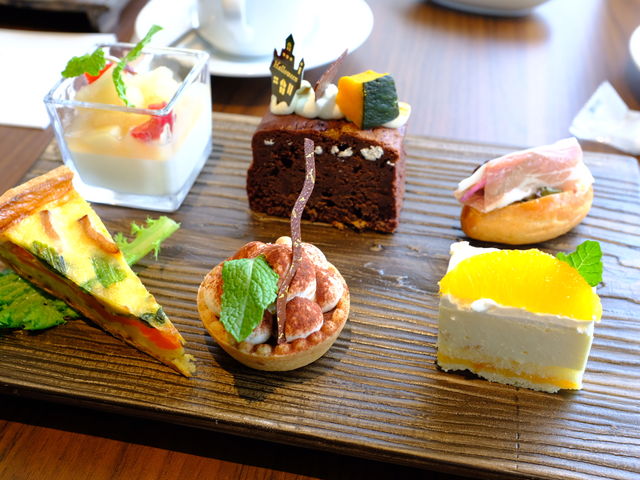 10���̃��j���[�ł��B�Â����̂ƐH���n�Ƃ̃o�����X���ǂ��ł��ˁB_�E�F�X�e�B�����X�c���]�[�g