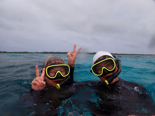 �F�B�ƃV���b�g_�u���[���O�[���Ί_��