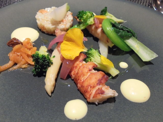 �ʓr�I�[�_�[�̗[�H_�ɓ�����l���}�z�e��