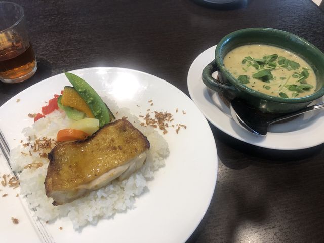 �O���[���J���[_�z�e��JAL�V�e�B�H�c���� Cafe&Dining HARUHORO