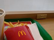 chicõ}NhihRXiMcDonaldfsj̓eʐ^1