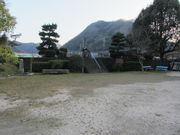 CCꃉC_[̎R̓̕eʐ^2