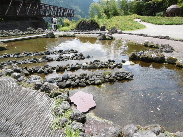 ���R�����قR_���R������