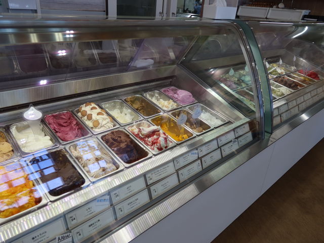 ނ̃WF[g_̉ƂƃGgZg {X