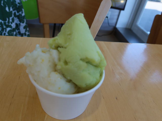 Ȃ̓WF[g_̉ƂƃGgZg {X